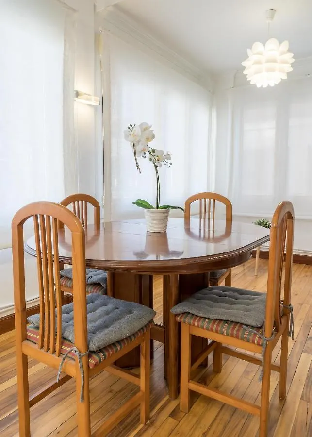 Ybarra Apartment By People Rentals Bilbao